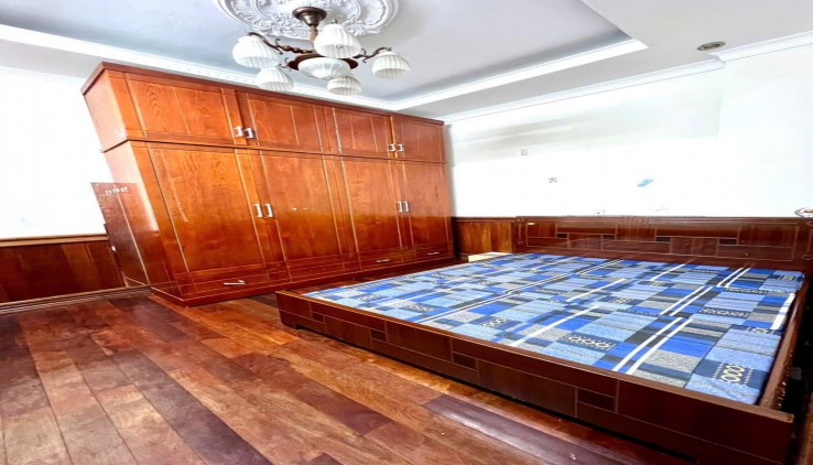 CHO THUÊ Ở HỘ GIA ĐÌNH, KINH DOANH ONLINE NGÕ 139 NGUYỄN THÁI HỌC, 6 NGỦ, 13 TRIỆU